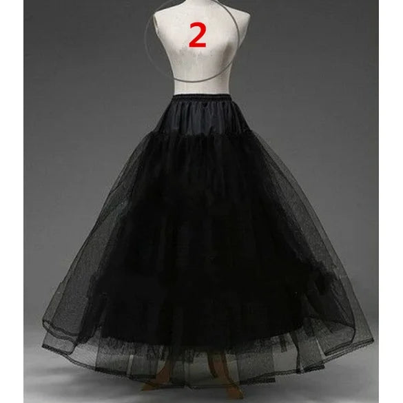 Black petticoat front view, voluminous tulle skirt with scalloped sheer hem